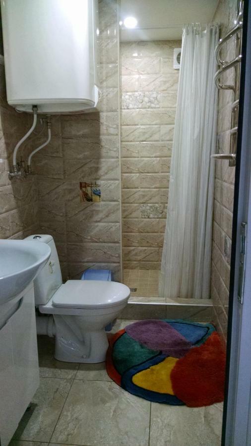 Студия С Двориком В Отраде Odessa Buitenkant foto